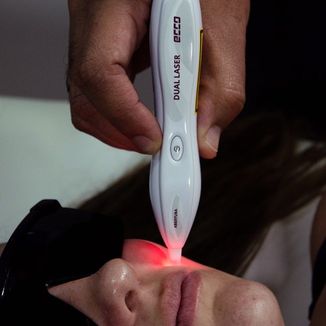 Ecco_Acupunture_Aplicacao_DFA8874_Web.jpg